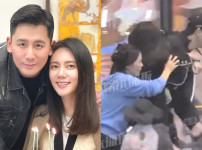 우효광, 술 취한 상태로 '추자현'을 업고 귀가하는 모습 촬영... "영원히 당신을 지켜줄게요" 기사의 썸네일