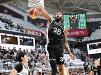 '배스의 더블더블 활약' KT, 25점 차이로 우승 후보 LG 꺾고 시즌 첫 승리 신고 기사의 썸네일