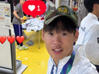 아시안게임 4연패 달성 후 전역모 세리머니와 부적절 발언으로 불거진 병역 논란 기사의 썸네일
